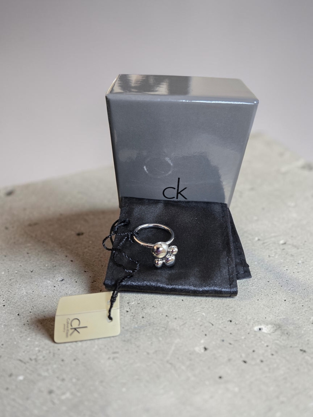Calvin Klein CK Silver Bubble Ring Size 6 NWT w/ Box & Pouch